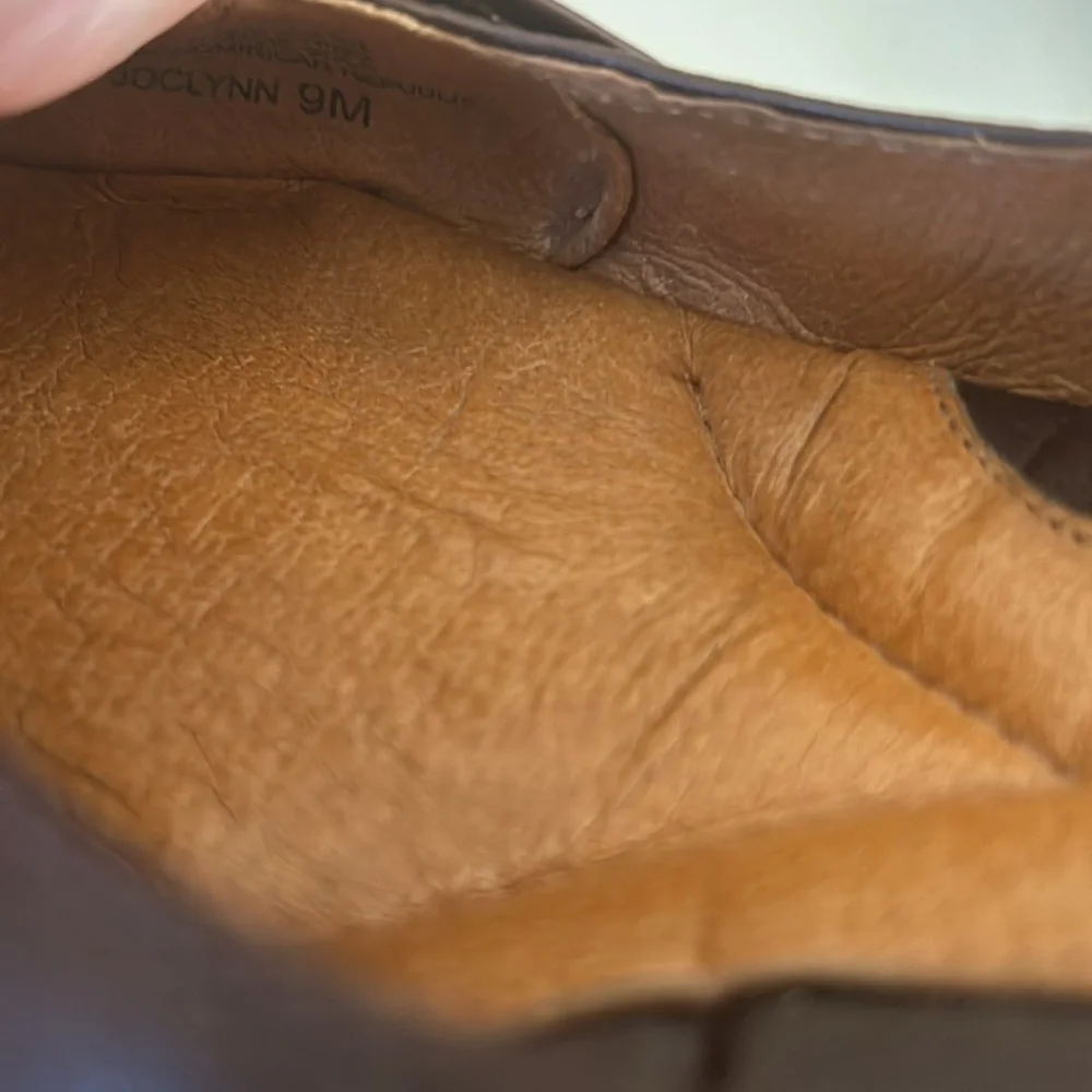 Nurture women’s brown wedge heel size 9 in brown
